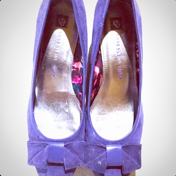 ANNE KLEIN ••• Leather Ballet Wedges - Picture 2 of 3